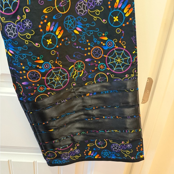 Aboriginal Design Wear Ribbon Pants - Picture 3 of 8